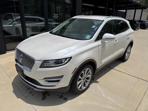 2019 Lincoln MKC Select
