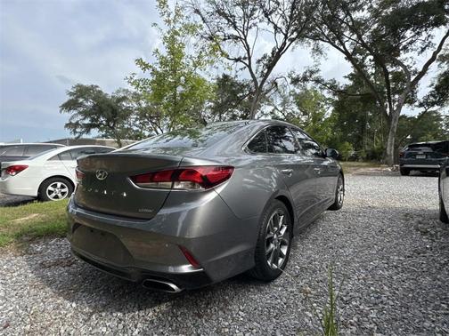 2018 Hyundai SONATA Limited
