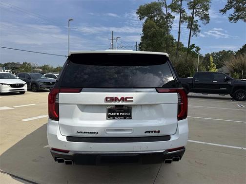 2025 GMC Yukon AT4