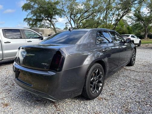 2017 Chrysler 300 S