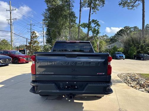 Shadow Gray Metallic 2021 Chevrolet Silverado 1500 RST