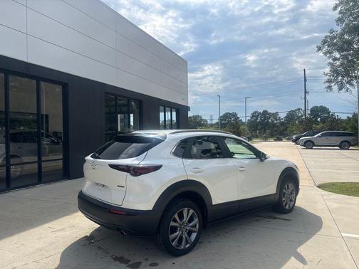 Snowflake White Pearl Mica 2025 Mazda CX-30 2.5 S Preferred Package