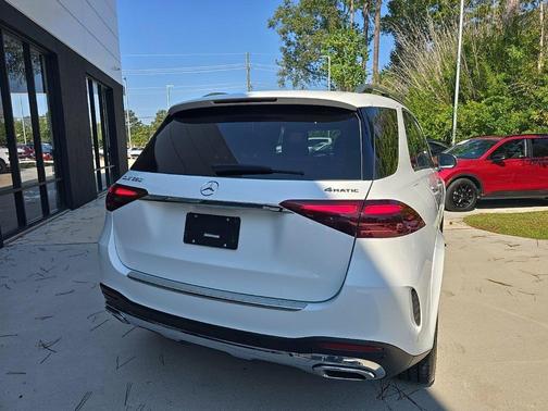White 2024 Mercedes-Benz GLE 350 4MATIC