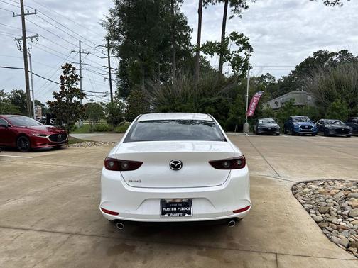 Snowflake White Pearl Mica 2026 Mazda Mazda3 FWD