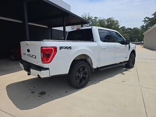 Oxford White 2023 Ford F-150 XLT