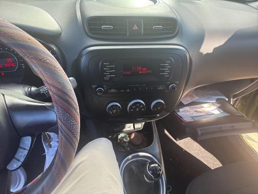 2016 Kia Soul Base