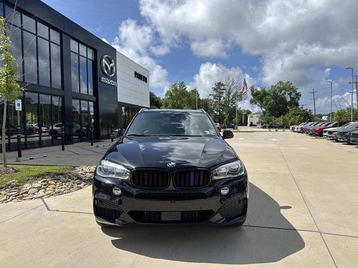 Black Sapphire Metallic 2018 BMW X5 xDrive50i