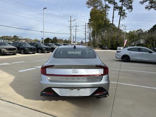 Shimmering Silver Pearl 2020 Hyundai SONATA SEL Plus