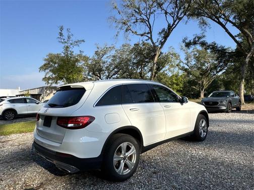 2017 Mercedes-Benz GLC 300 Base