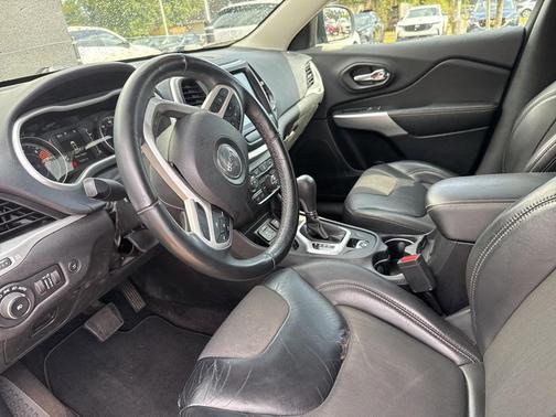 2018 Jeep Cherokee Latitude Plus