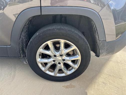 2018 Jeep Cherokee Latitude Plus