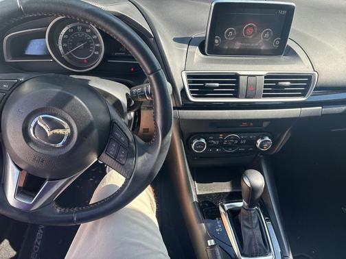2016 Mazda Mazda3 i Touring