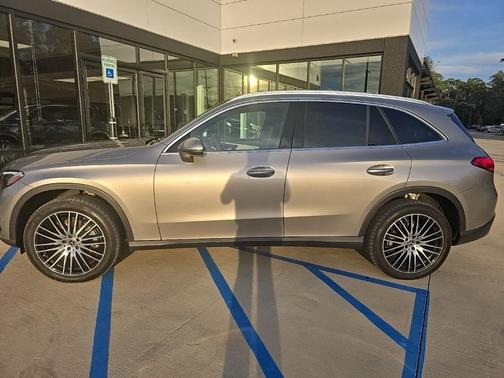 2024 Mercedes-Benz GLC 300 Base