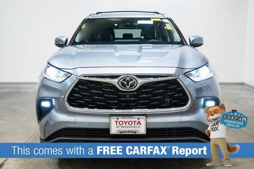 2022 Toyota Highlander Limited
