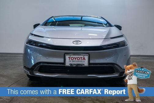 2025 Toyota Prius XLE
