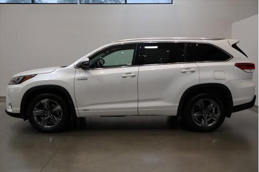 2018 Toyota Highlander Hybrid Platinum