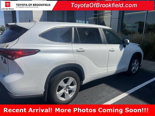 2023 Toyota Highlander LE