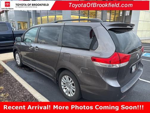 2014 Toyota Sienna XLE