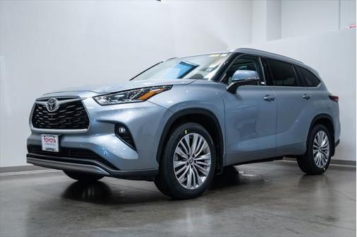 2024 Toyota Highlander Platinum
