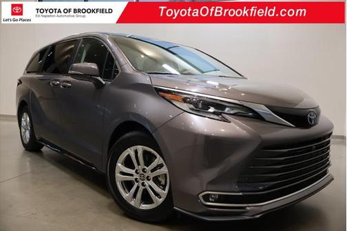 2023 Toyota Sienna Platinum 7 Passenger