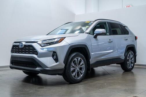 2024 Toyota RAV4 Hybrid XLE Premium