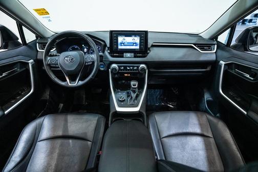 2021 Toyota RAV4 Hybrid XLE Premium