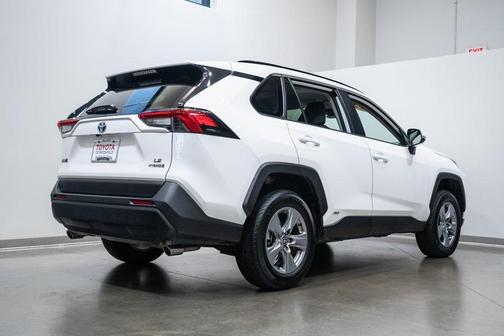 2024 Toyota RAV4 Hybrid LE