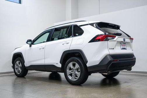 2024 Toyota RAV4 Hybrid LE