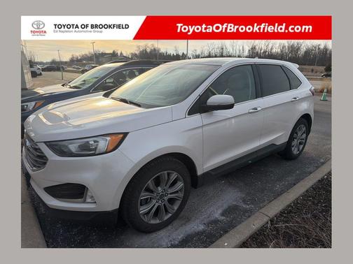White Platinum Metallic Tri-Coat 2019 Ford Edge Titanium