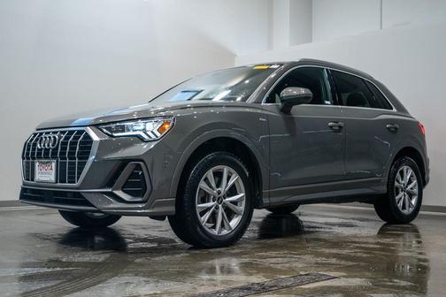 2023 Audi Q3 Premium 45 TFSI S line quattro Tiptronic
