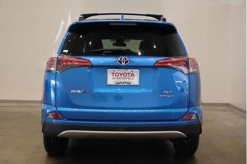 2017 Toyota RAV4 Hybrid XLE