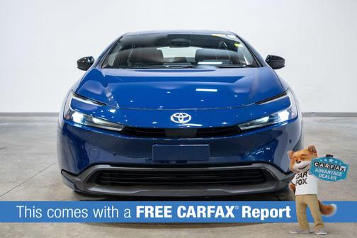 2025 Toyota Prius LE