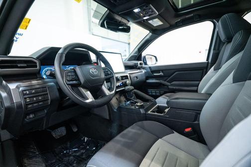 2025 Toyota Tacoma TRD Off-Road