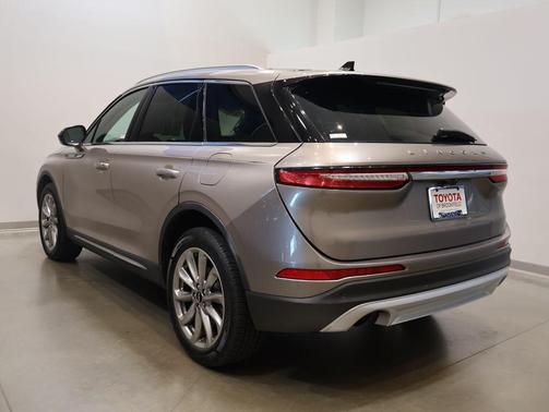 Iced Mocha 2021 Lincoln Corsair Standard
