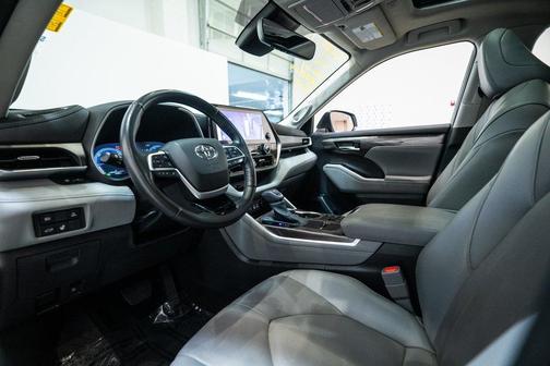 2023 Toyota Highlander Hybrid Limited