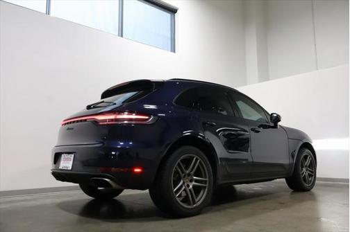 2021 Porsche Macan Base