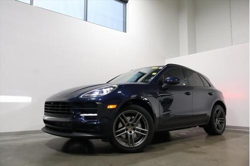 2021 Porsche Macan Base