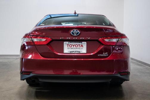 2019 Toyota Camry Hybrid LE