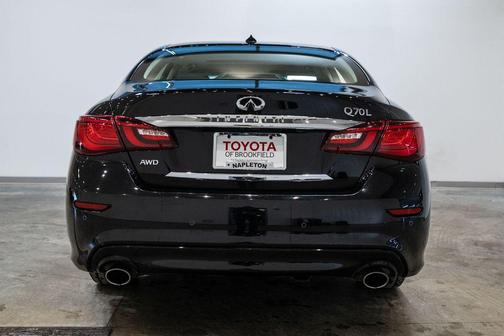 2015 INFINITI Q70L 3.7X