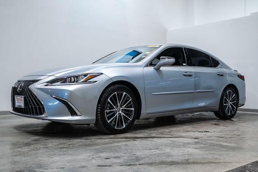 2022 Lexus ES 350 Base