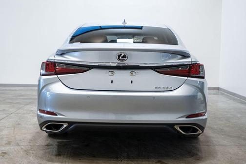 2022 Lexus ES 350 Base