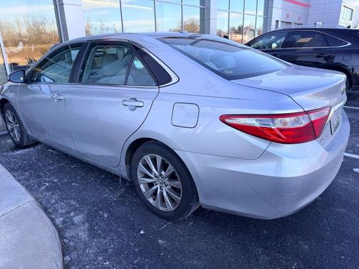 2016 Toyota Camry XLE