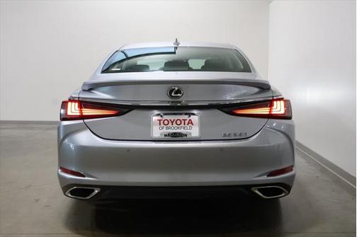 2022 Lexus ES 350 Base