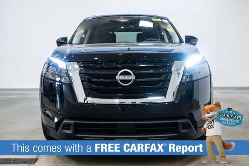 Super Black 2024 Nissan Pathfinder SV 4WD