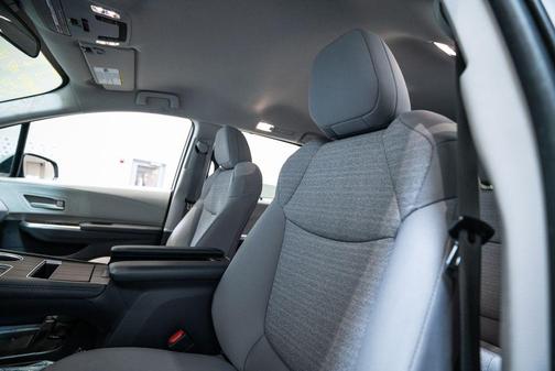 2023 Toyota Sienna LE