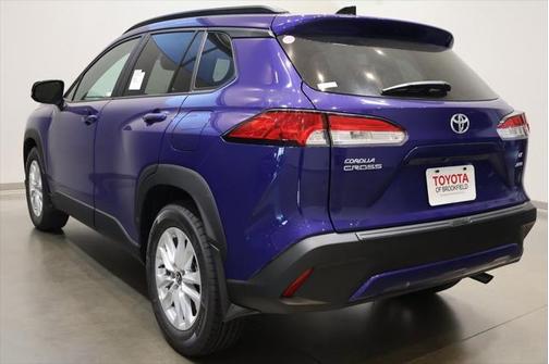 2025 Toyota Corolla Cross LE