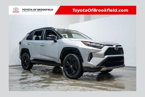 2022 Toyota RAV4 Hybrid SE