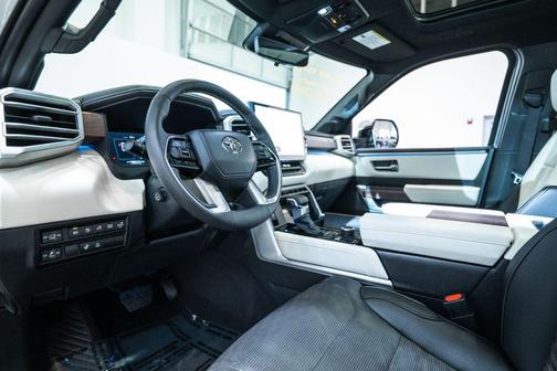 2023 Toyota Sequoia Capstone