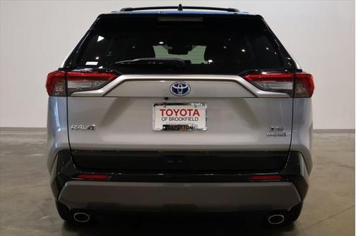 2021 Toyota RAV4 Hybrid SE