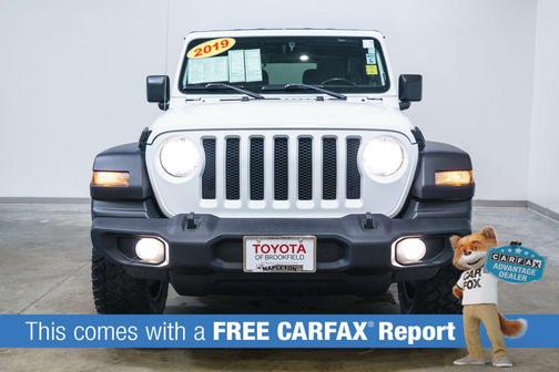 Bright White Clearcoat 2019 Jeep Wrangler Sport S
